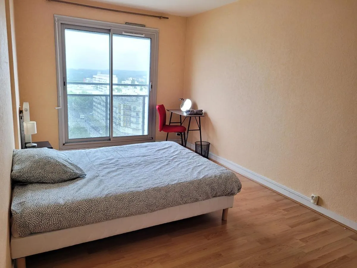 Appartement T5 Avec 4 Lits Doubles Brest France