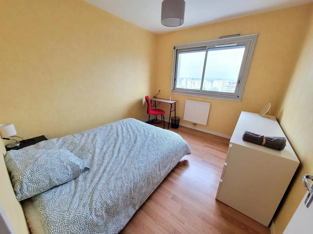 Appartement T5 Avec 4 Lits Doubles Brest
